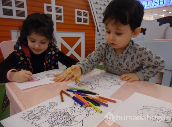 Miniklerin Sevgili Arkadaşı Heidi Zafer Plaza'daydı...