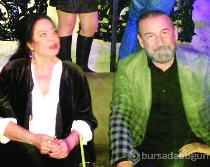 'Uzaklarda arama' ekibi önce gala yaptı sonra eğlendi