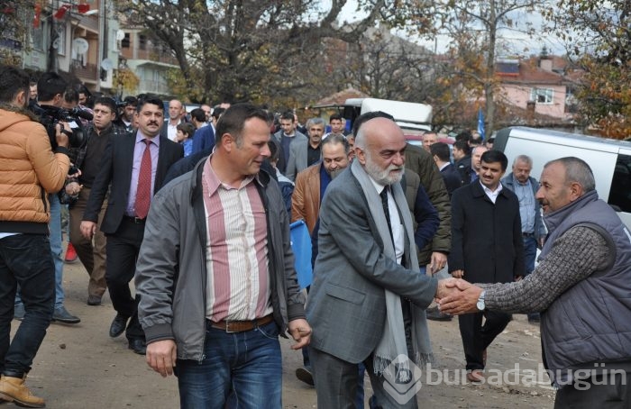 Diriliş ekibi Bursa Geyikli Baba'nın huzurunda	