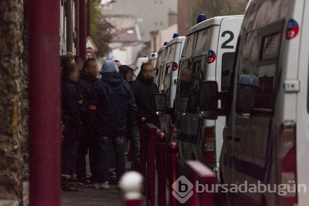 Paris'te herşey bayrak oldu