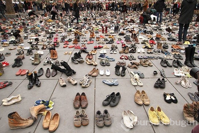 Paris'te COP21 gösterisi