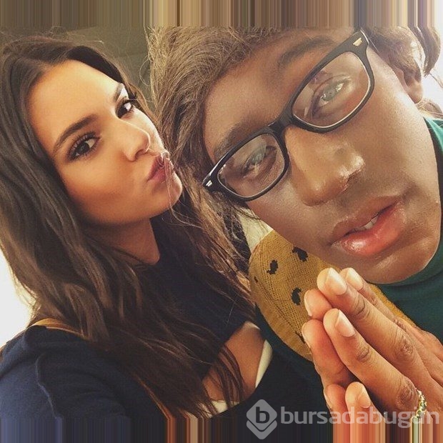 Kardashian'lar mezun oldu