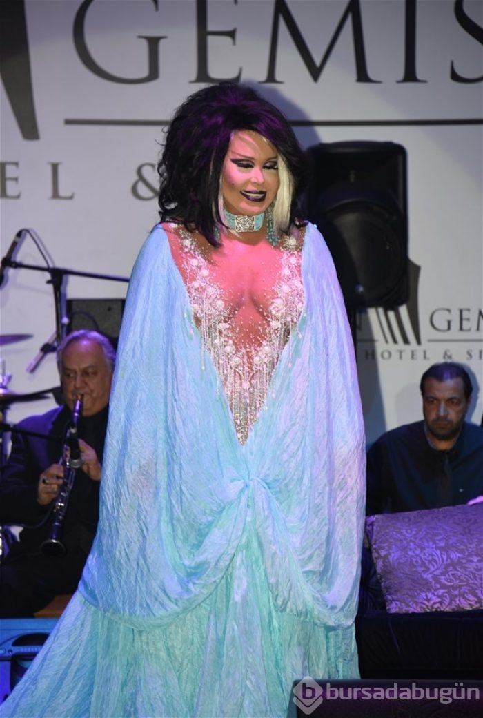 Bülent Ersoy: Ajda'yla buzlar eriyemez