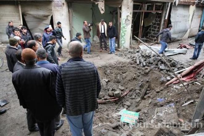 Tahir Elçi'nin öldürüldüğü yerde boş kovanlar hala duruyor