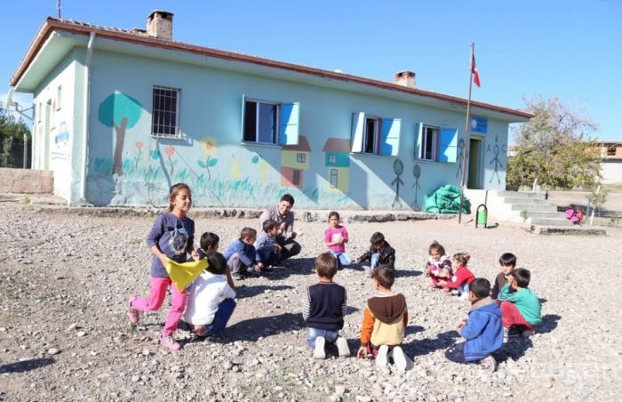 Terör sarmalında bir Çalıkuşu