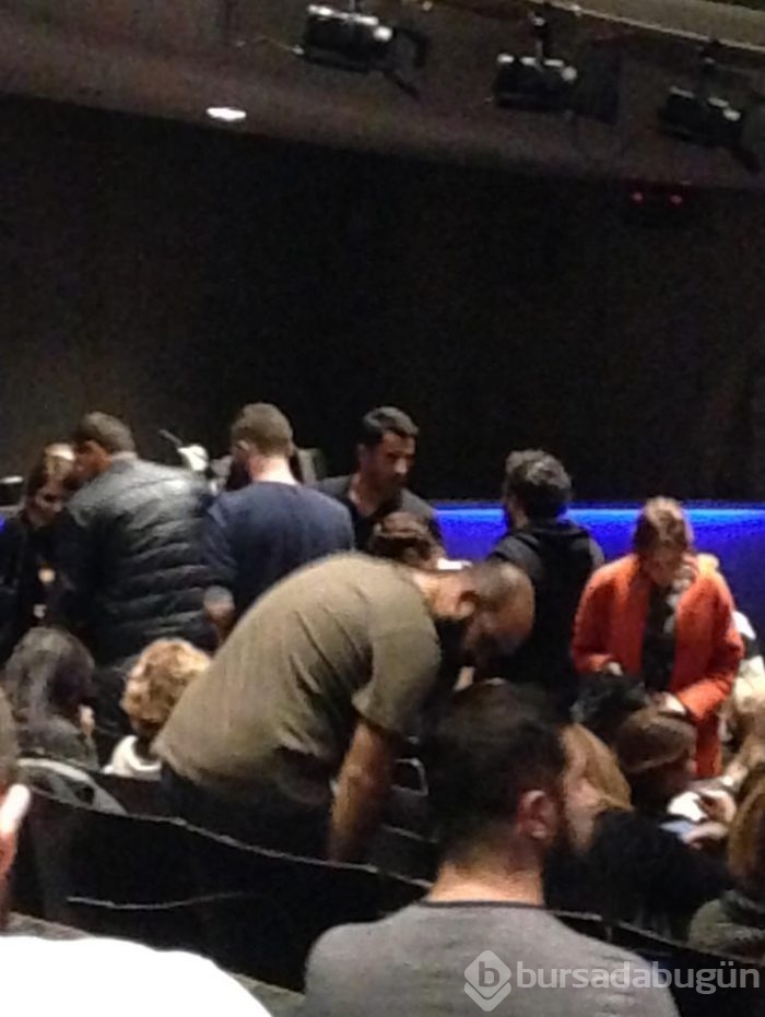 Sinem Kobal ile Kenan İmirzalıoğlu kahkahalara boğuldu