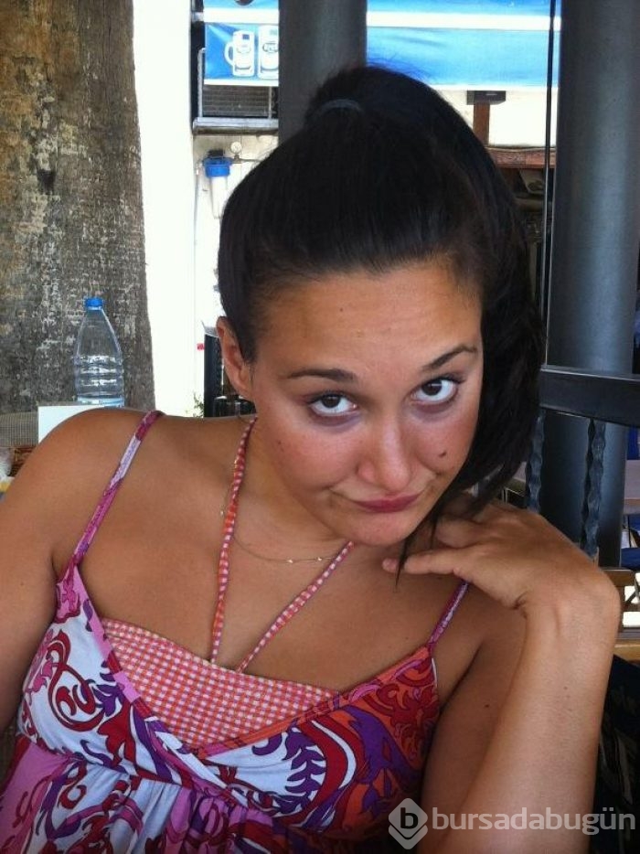 Evi terk etti
