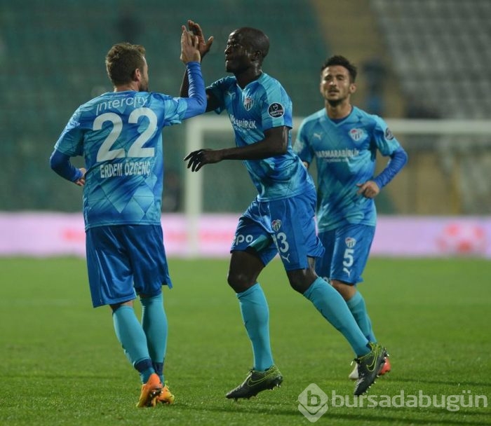 Bursaspor - Utaş Uşakspor maçından kareler
