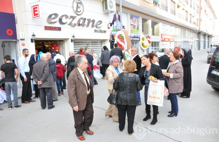 Meltem Eczanesi Ertuğrul'da açıldı...