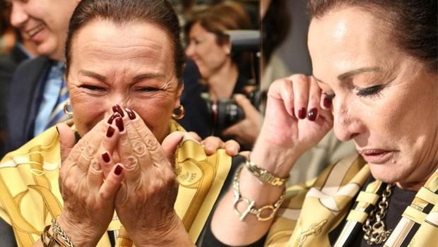 Gül Sunal, eşi adına açılan sergide gözyaşlarını tutamadı