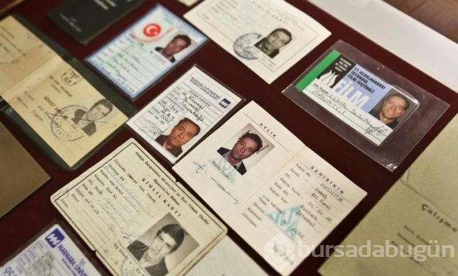 Gül Sunal, eşi adına açılan sergide gözyaşlarını tutamadı