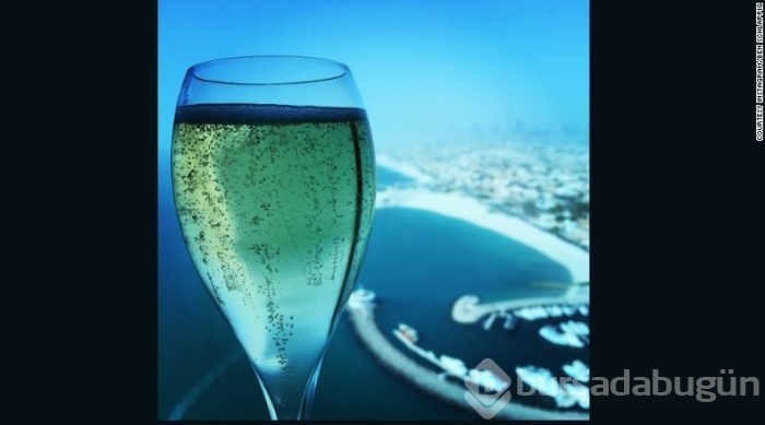 Sadece First Class uçan evsiz adam!