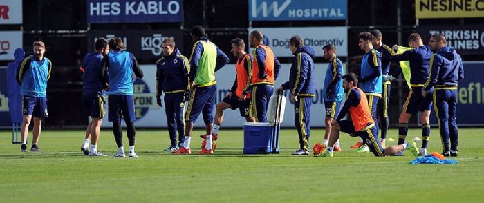 Fenerbahçe'de Caner - Pereira gerginliği	