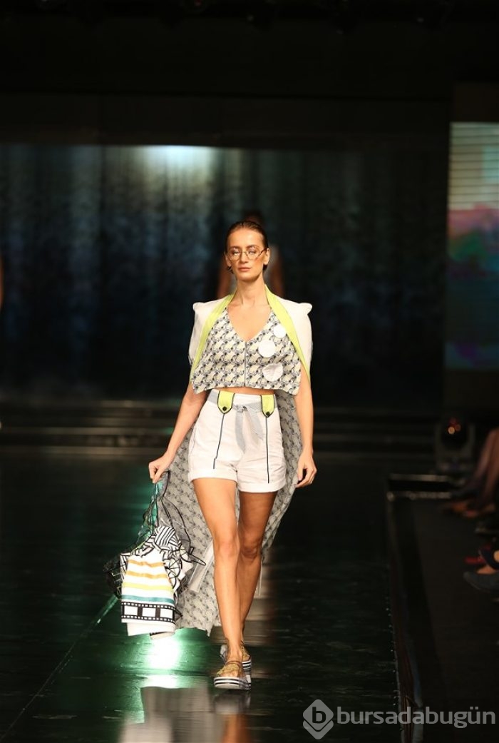 Transparan defile!