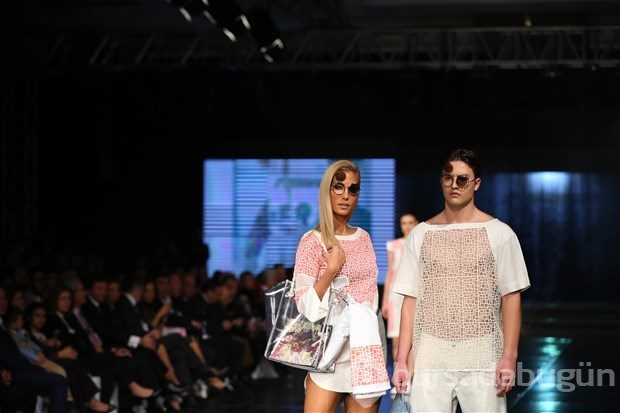 Transparan defile!