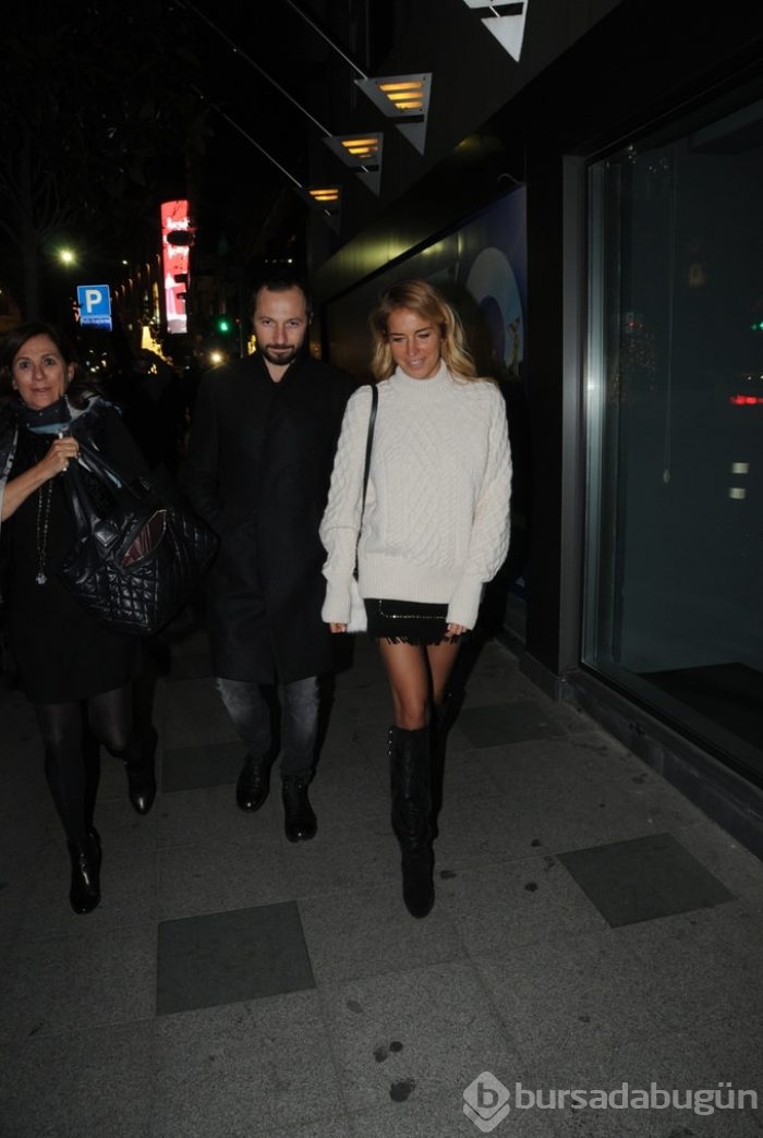 Burcu Esmersoy'a kalkan oldu!
