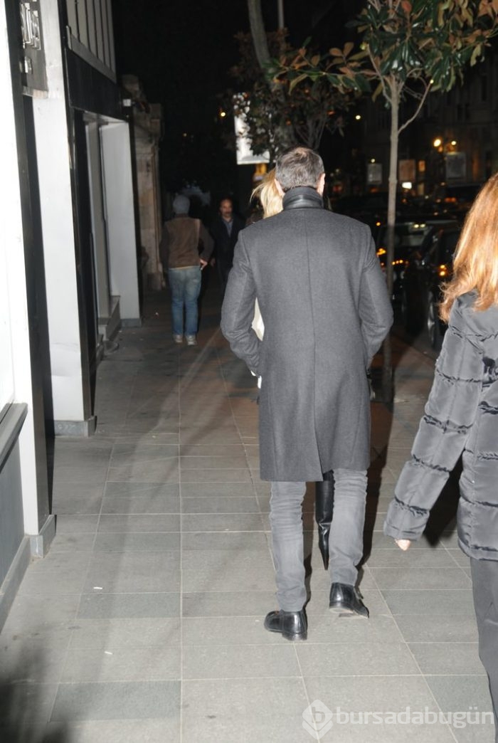 Burcu Esmersoy'a kalkan oldu!