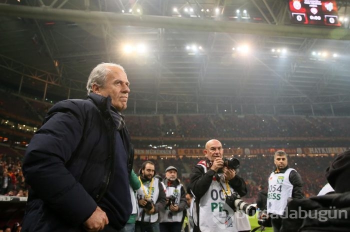 Bursaspor - Galatasaray maçından kareler	