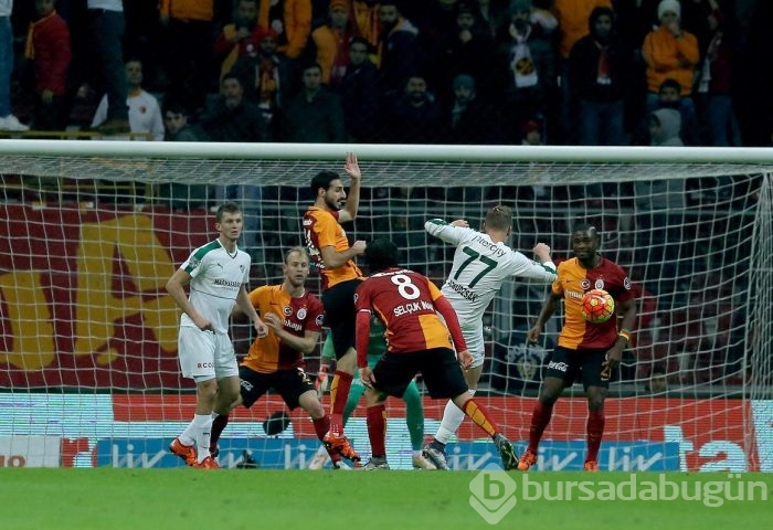 Bursaspor - Galatasaray maçından kareler	