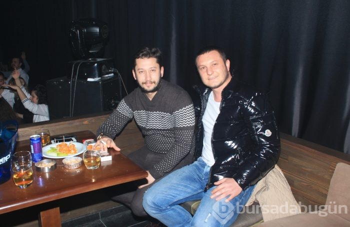 Klavuzum Karga,  Sezgincan ile coştu...