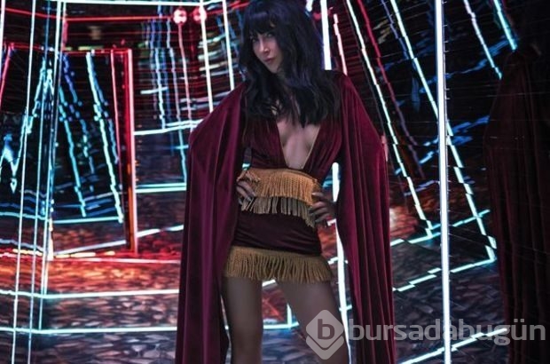 Hande Yener ve Serdar Ortaç'tan "İki Deli" düeti