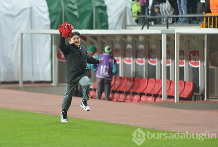 Dünyalar onun oldu