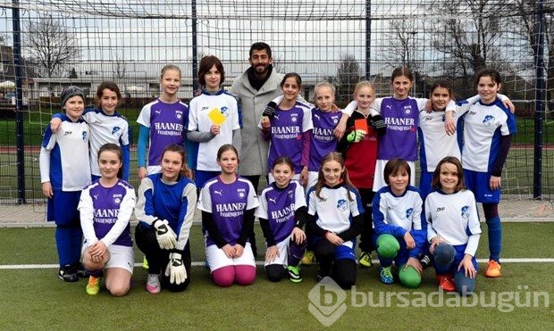 Türk futbolcu "kadın hakem" cezası