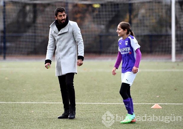 Türk futbolcu "kadın hakem" cezası