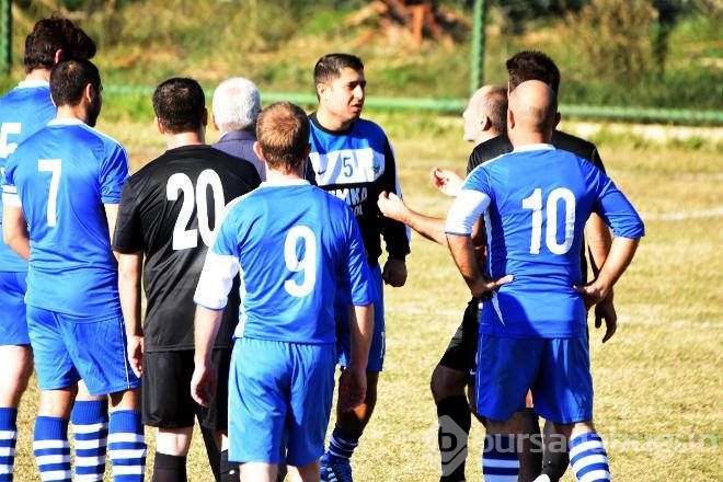 Nejat İşler tribüne koştu, tezahüratı durdurdu