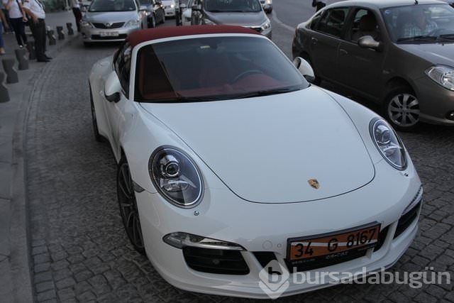 Ünlülerin servet değerindeki otomobilleri