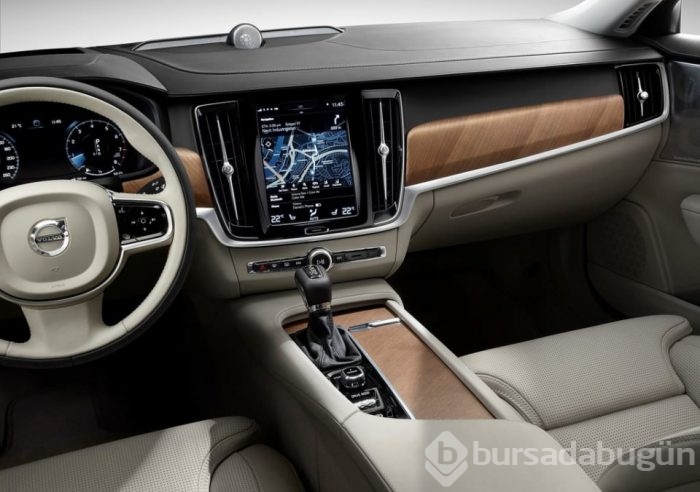 Volvo'nun göz kamaştıran sedanı 'S90'