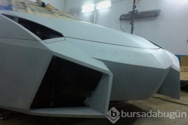 Evinde Lambhorgini Aventador yaptı!