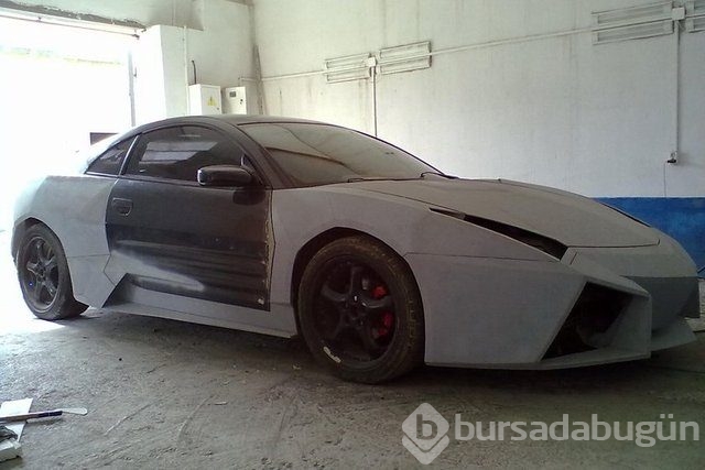 Evinde Lambhorgini Aventador yaptı!
