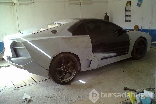 Evinde Lambhorgini Aventador yaptı!