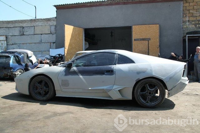 Evinde Lambhorgini Aventador yaptı!
