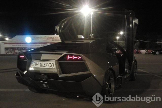 Evinde Lambhorgini Aventador yaptı!