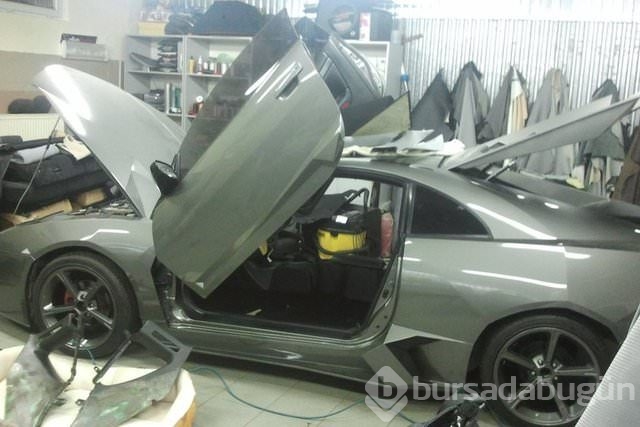 Evinde Lambhorgini Aventador yaptı!