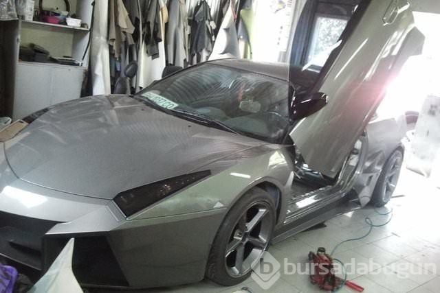Evinde Lambhorgini Aventador yaptı!