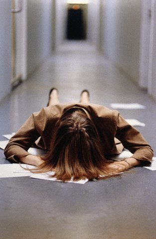 Panik atak nedir? Belirtileri nelerdir?