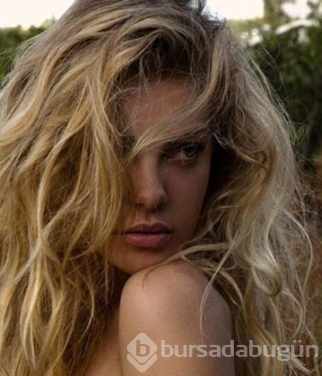 Playboy'un son çıplak güzeli Kristy Garett