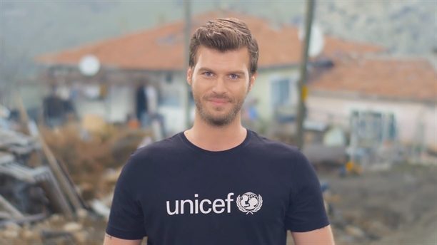 Kıvanç Tatlıtuğ 1 milyon imza toplayacak!