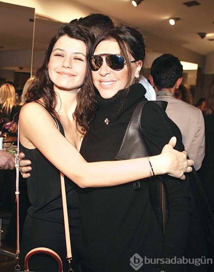Beren Saat sürprizi açıkladı!..