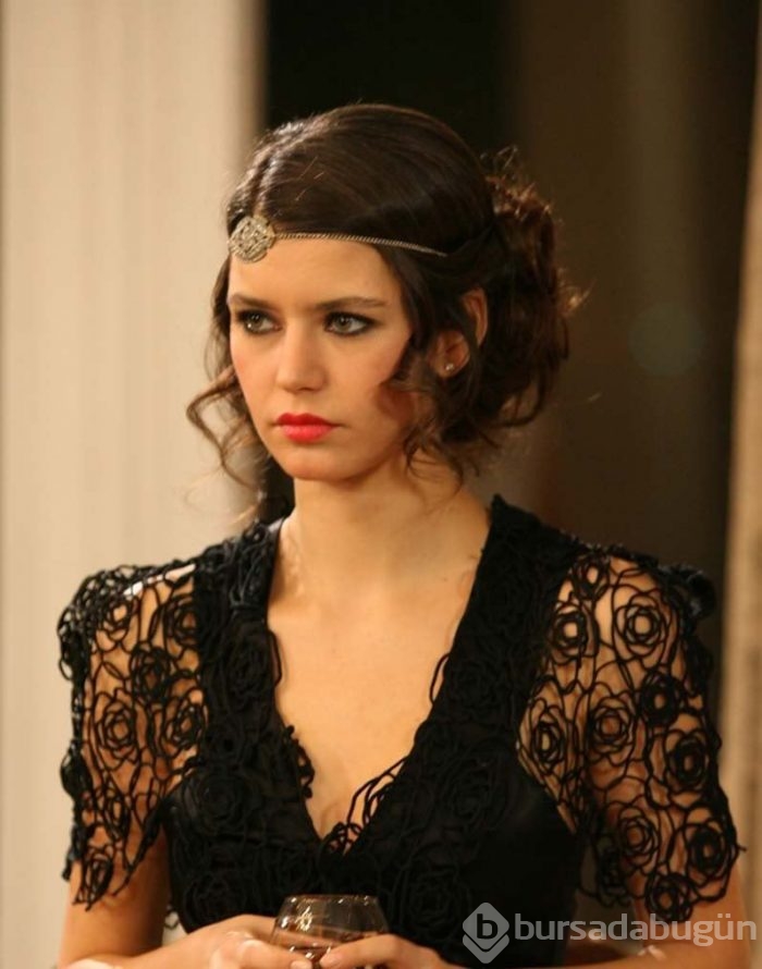 Beren Saat sürprizi açıkladı!..