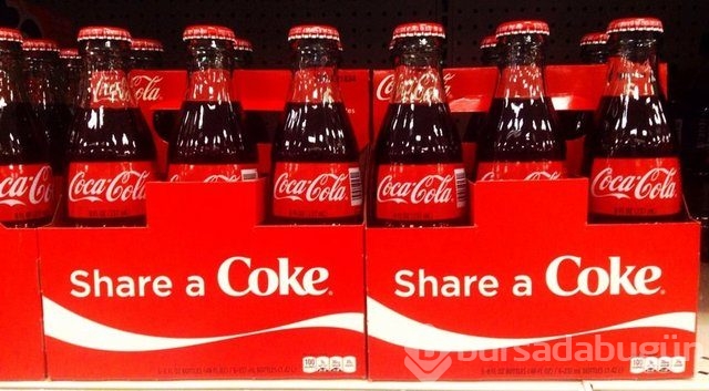 Coca Cola logosu neden kırmızı, Facebook logosu neden mavi?
