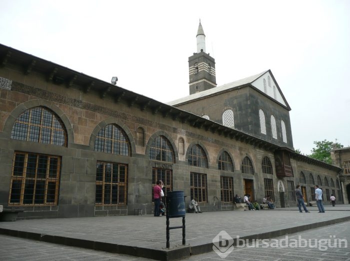 Ulu Camii'de ezan sesleri susturuldu!