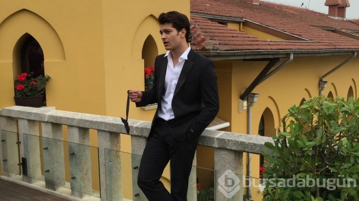 Çağatay Ulusoy: Öpüşmekten utanıyorum