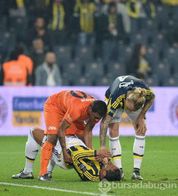 Fenerbahçe - Başakşehir maçından kareler