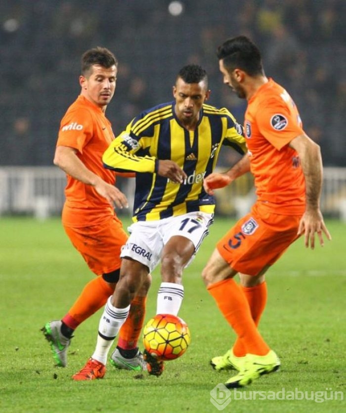 Fenerbahçe - Başakşehir maçından kareler