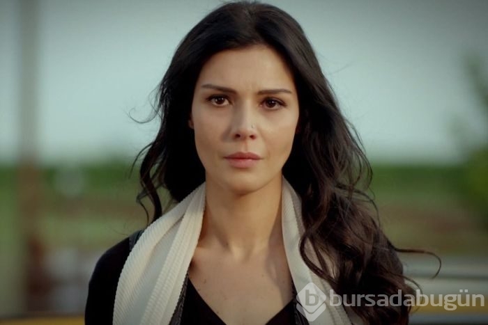 Hatice Şendil'in cesur kıyafeti
