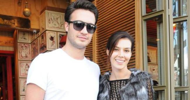 Hatice Şendil'in cesur kıyafeti